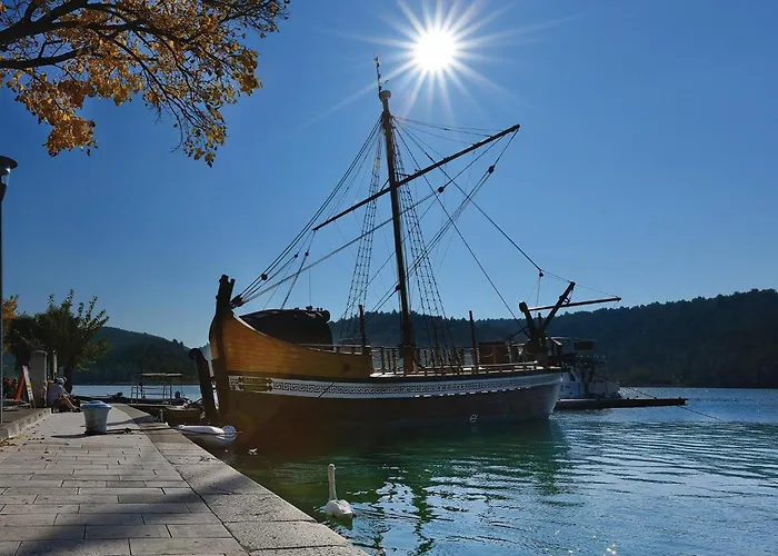 4 Bedroom Stunning In * Skradin