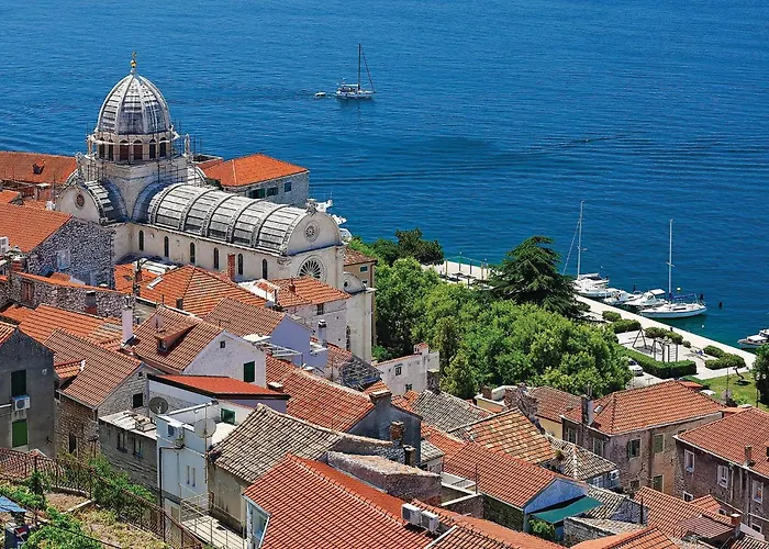 4 Bedroom Stunning In